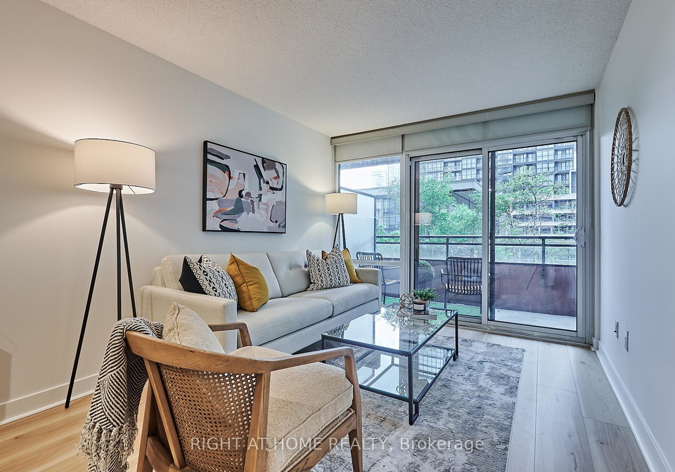 4k-spadina-avenue-toronto-ontario-c12675668