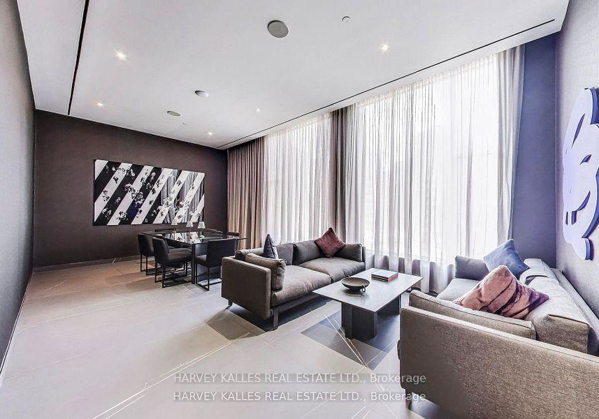 11-yorkville-avenue-toronto-ontario-c12675694