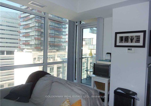199-richmond-street-w-toronto-ontario-c12675848
