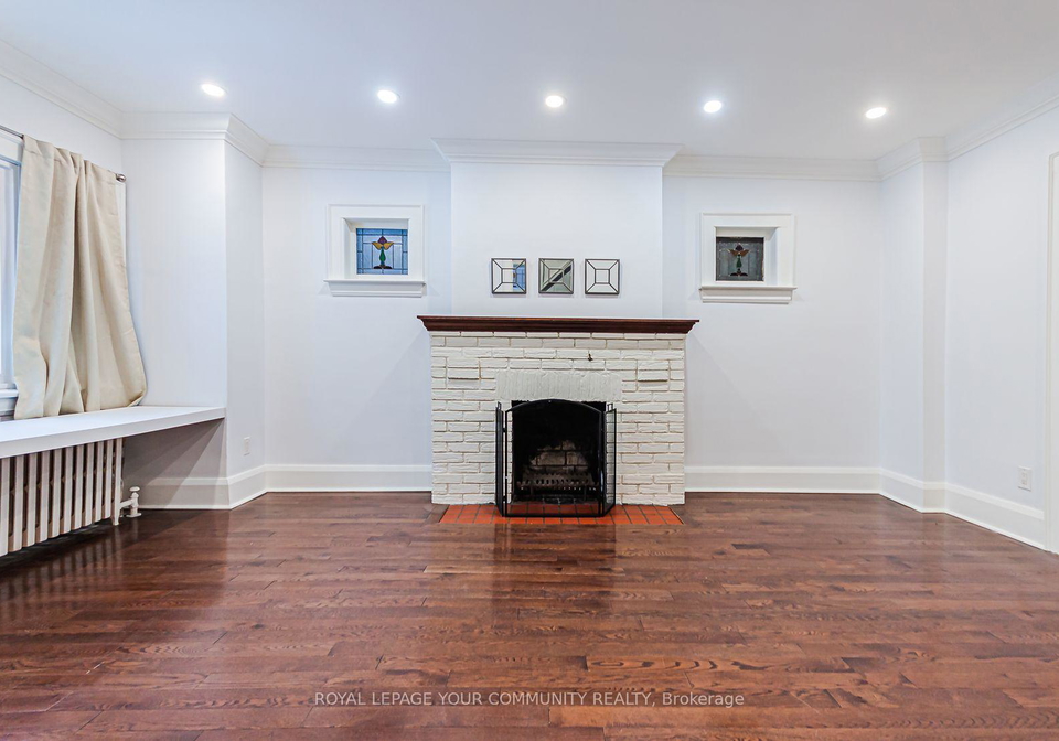 526-roselawn-avenue-toronto-ontario-c12676118