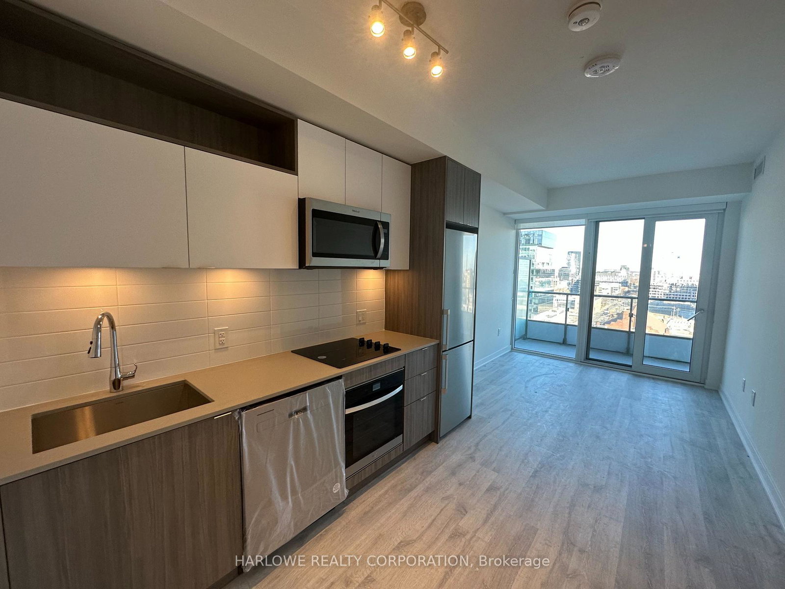 70-princess-street-toronto-ontario-c12676330