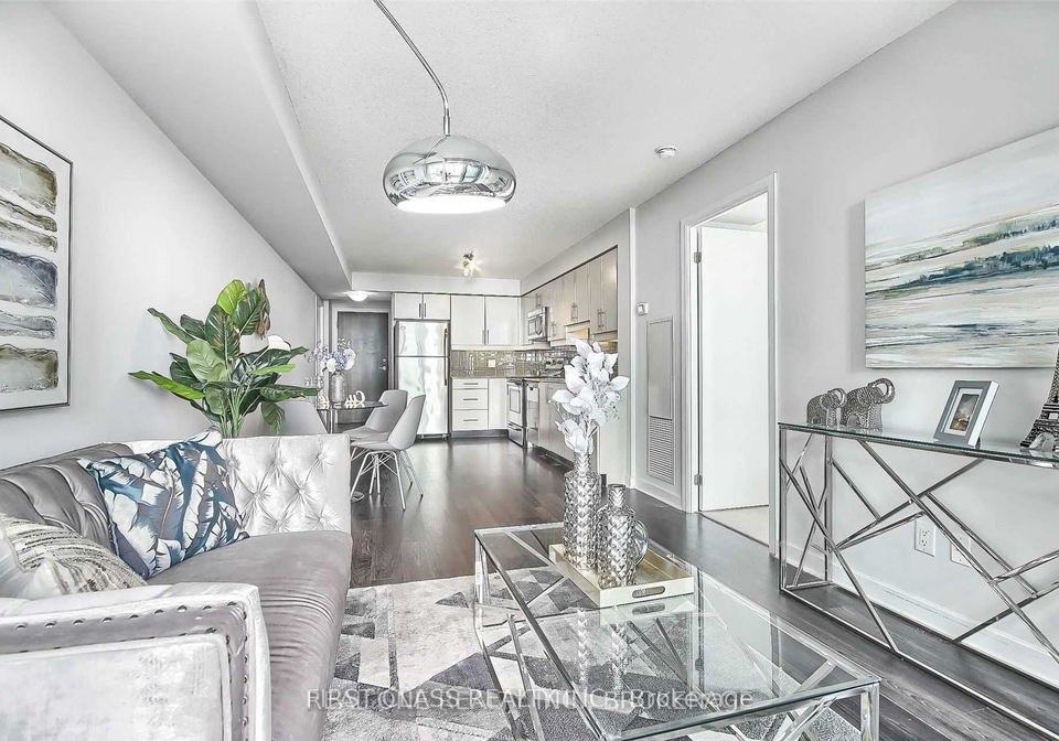 33-bay-street-toronto-ontario-c12676378