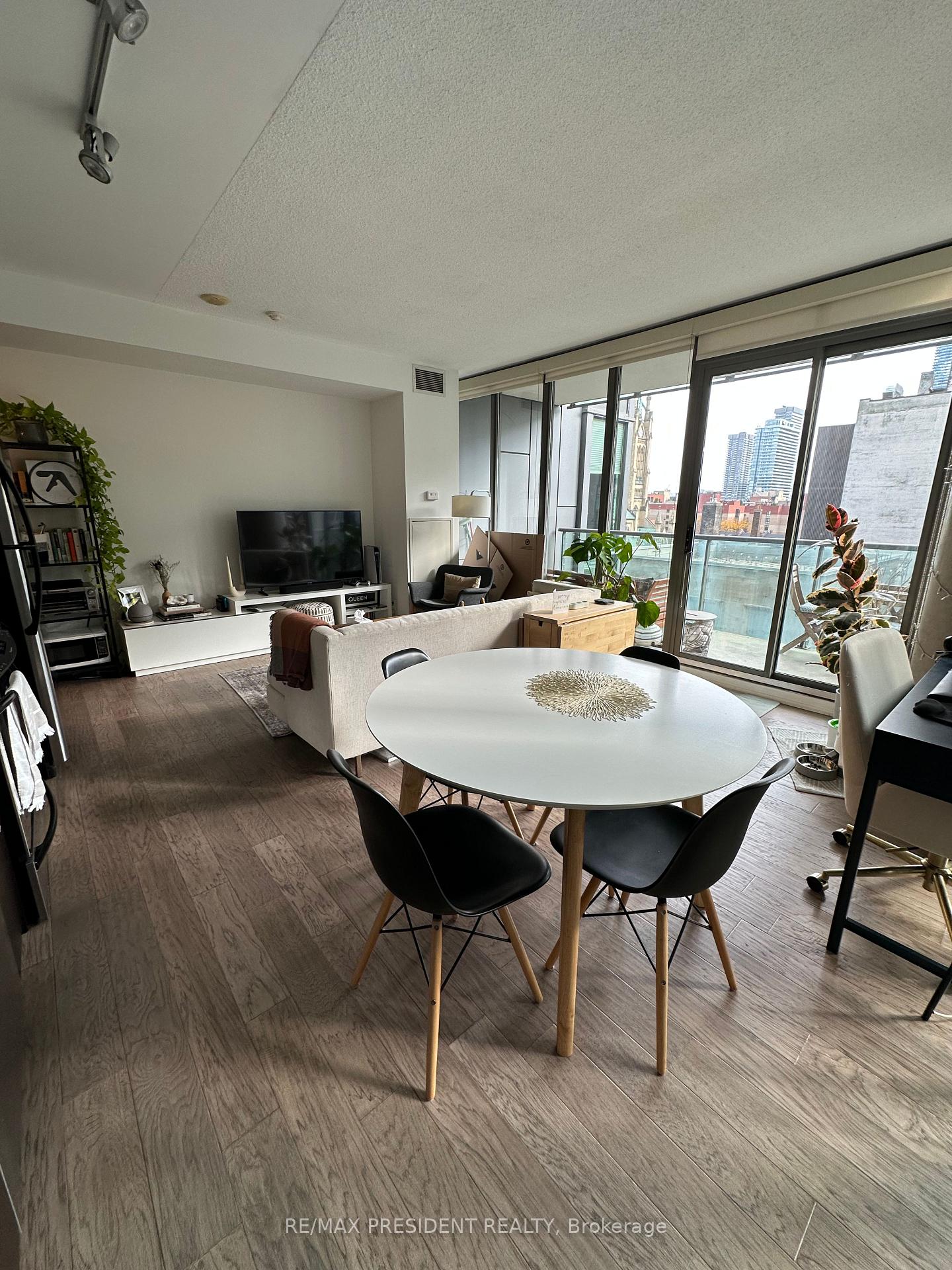 33-lombard-street-toronto-ontario-c12676388