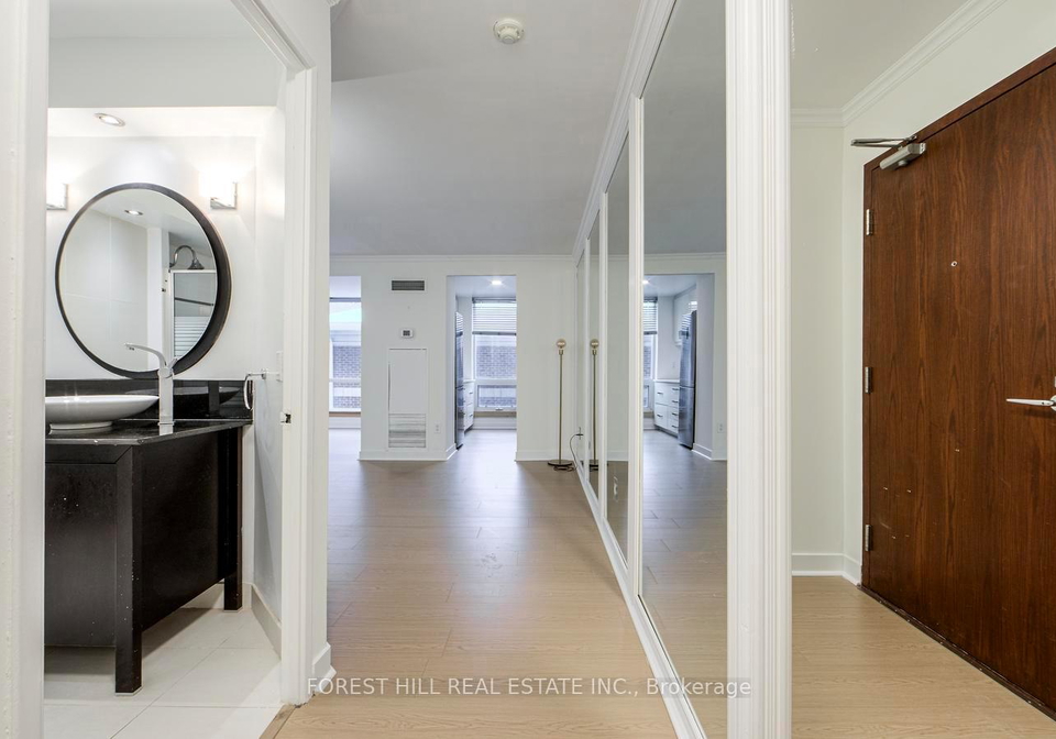 1055-bay-street-toronto-ontario-c12676464