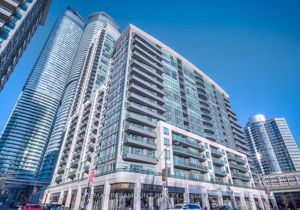25-lower-simcoe-street-toronto-ontario-c12676682