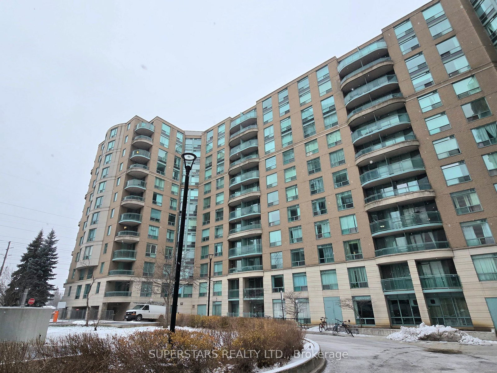 8-pemberton-avenue-north-york-ontario-c12676792