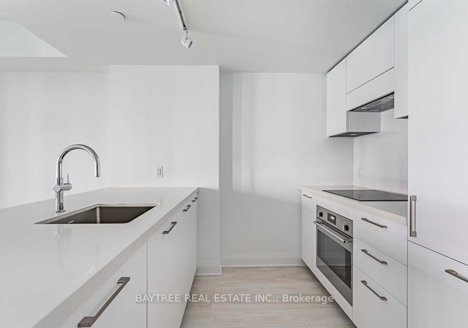 33-frederick-todd-way-east-york-ontario-c12676856