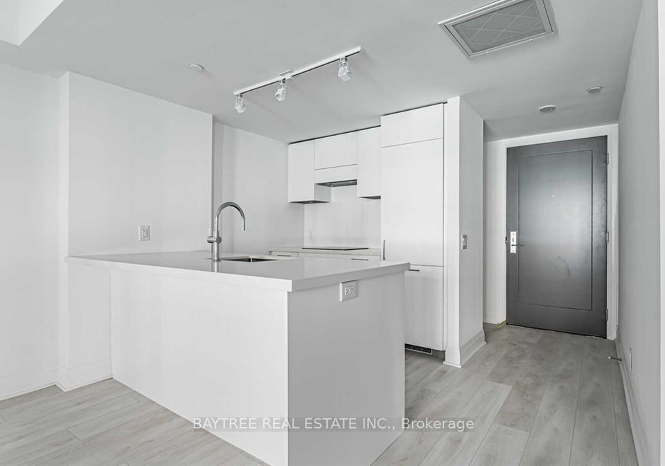 33-frederick-todd-way-east-york-ontario-c12676856