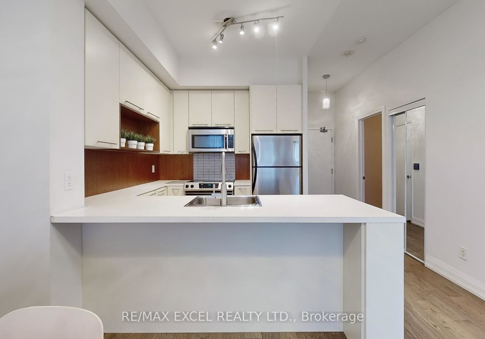 21-carlton-street-toronto-ontario-c12676986