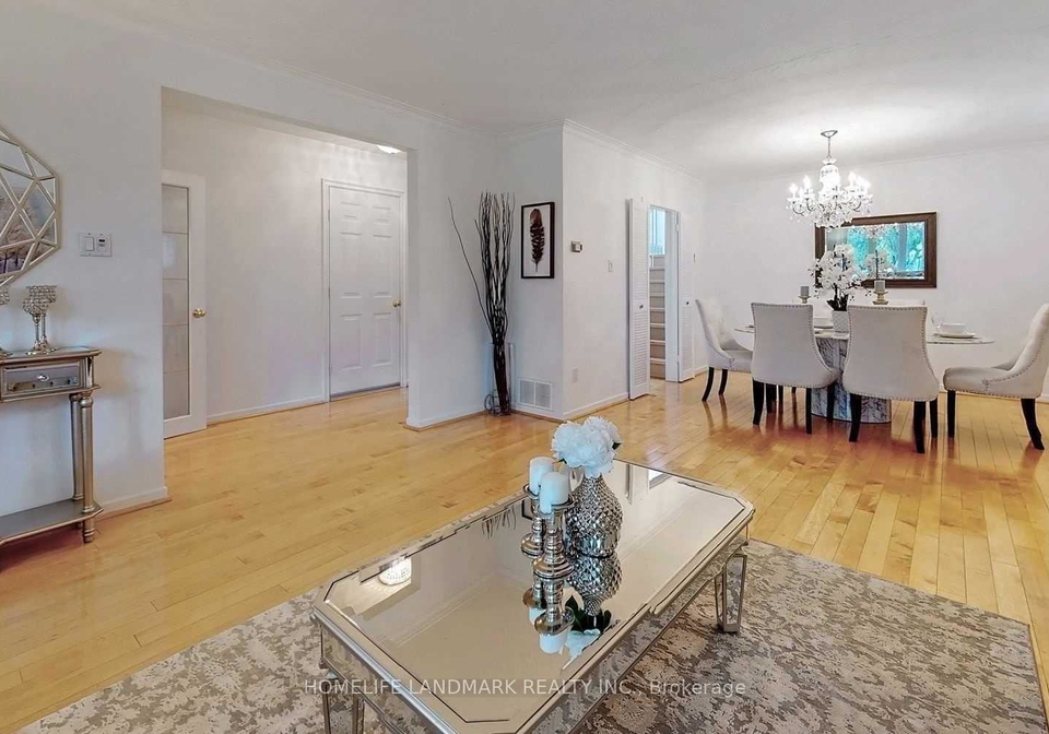 117-clansman-boulevard-north-york-ontario-c12677050