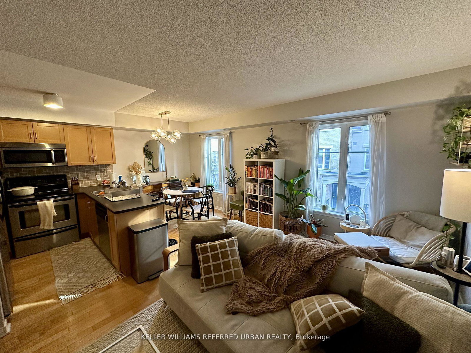 30-western-battery-road-toronto-ontario-c12677058