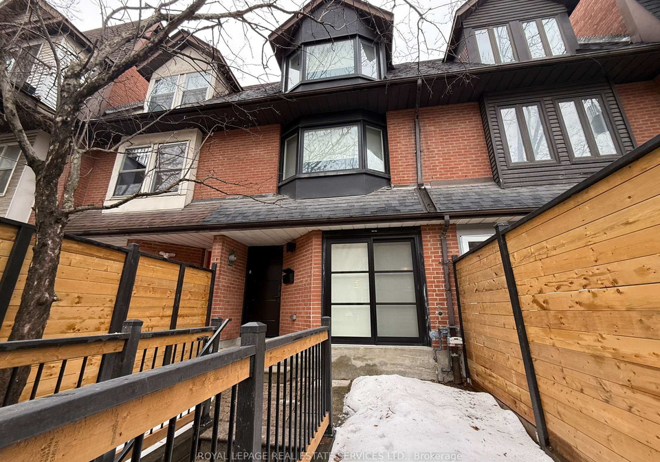 55-longboat-avenue-toronto-ontario-c12677316