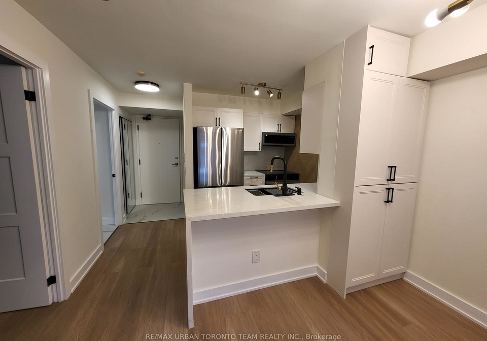 155-beecroft-road-toronto-ontario-c12677570