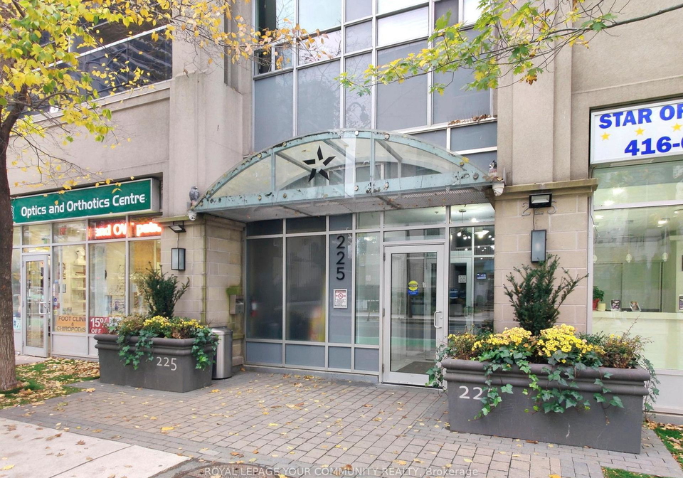 225-wellesley-street-toronto-ontario-c12677574
