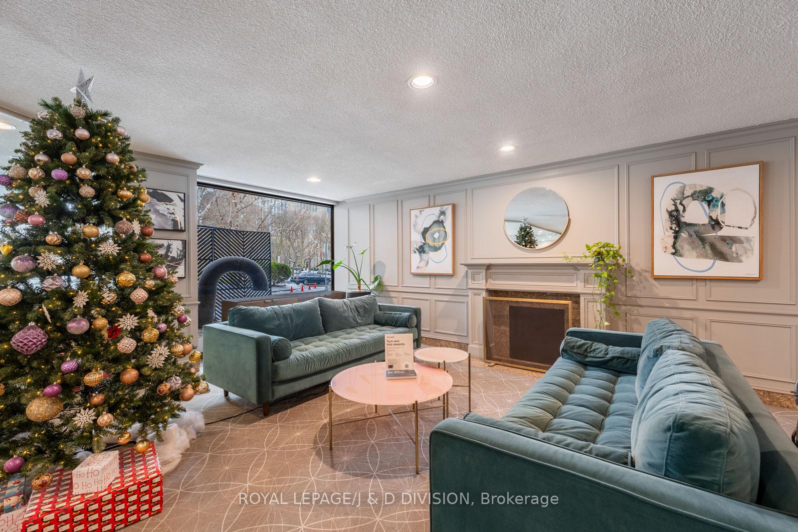 484-avenue-road-toronto-ontario-c12677584