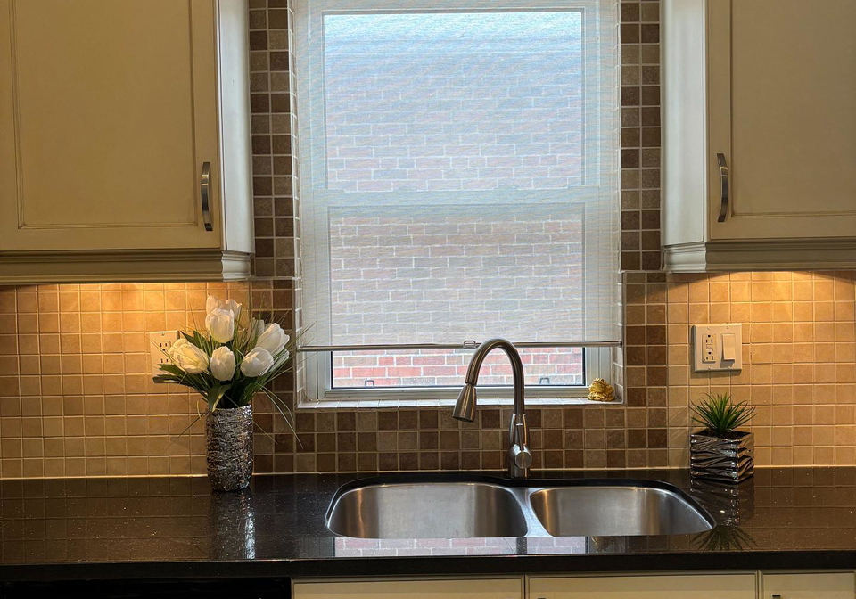 138-poyntz-avenue-toronto-ontario-c12677618