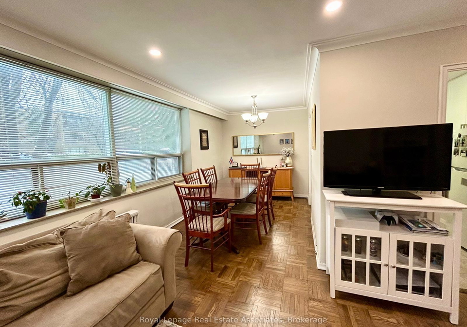 6-meadowbrook-road-toronto-ontario-c12677690