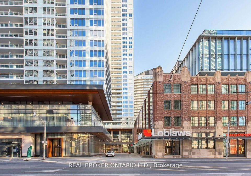 17-bathurst-street-toronto-ontario-c12677812