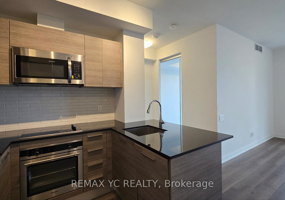 3-gloucester-street-toronto-ontario-c12678366