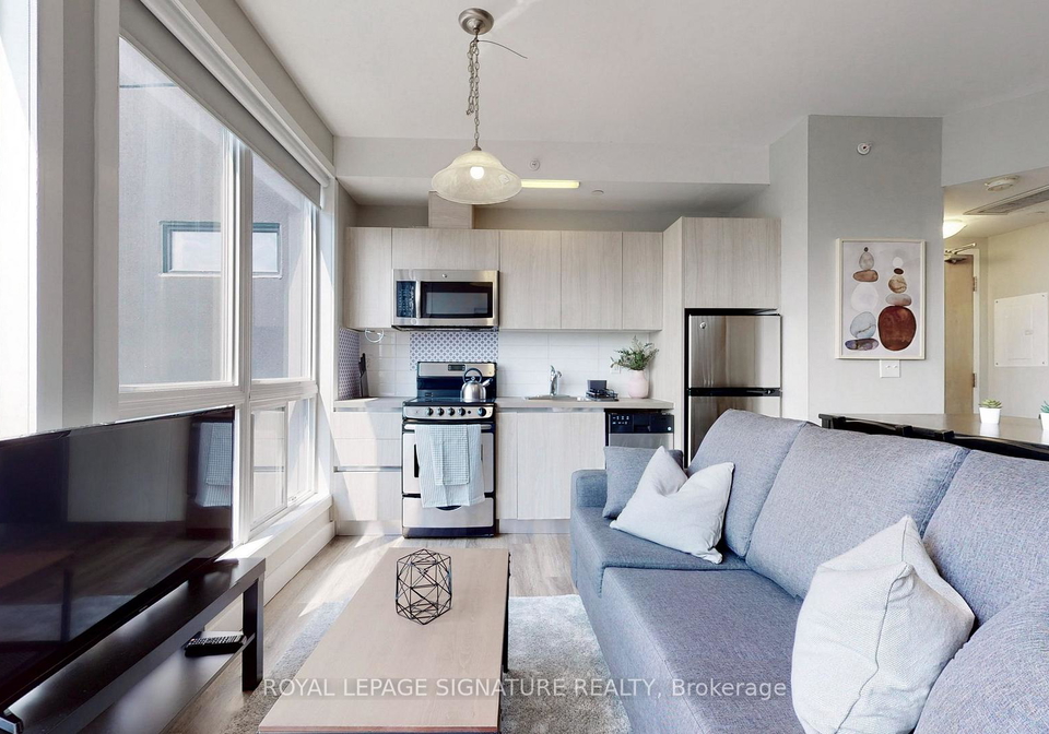 335-college-street-toronto-ontario-c12678568