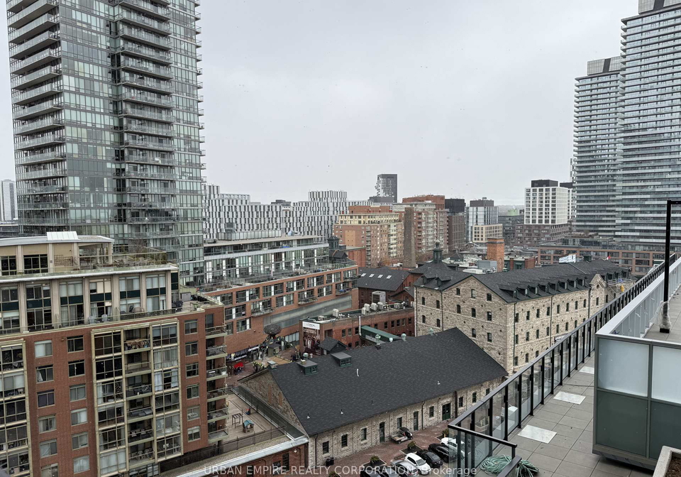 35-parliament-street-toronto-ontario-c12678810