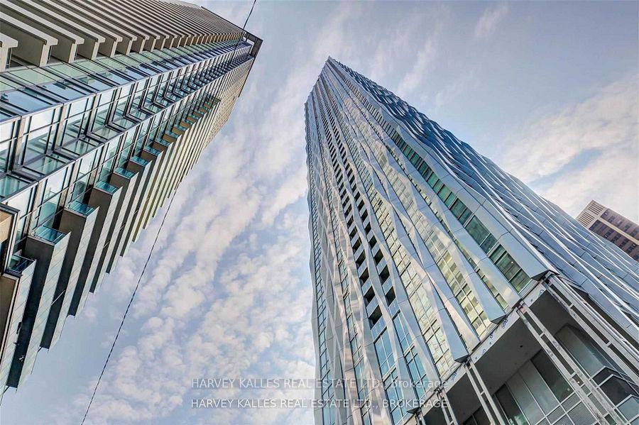 1-yorkville-avenue-toronto-ontario-c12678886