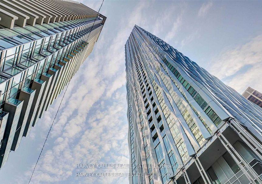 1-yorkville-avenue-toronto-ontario-c12678886