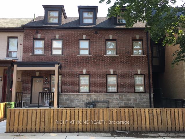 89-bellwoods-avenue-toronto-ontario-c12678902