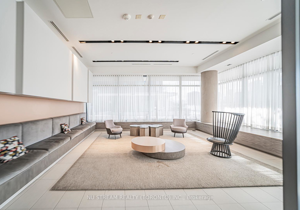 128-fairview-mall-drive-north-york-ontario-c12679260