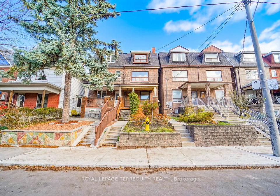 243-montrose-avenue-toronto-ontario-c12679502
