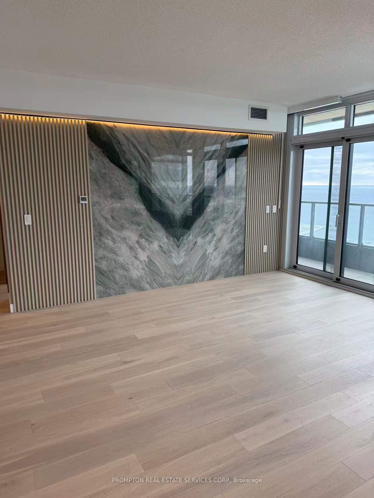 3-concord-cityplace-way-toronto-ontario-c12679648