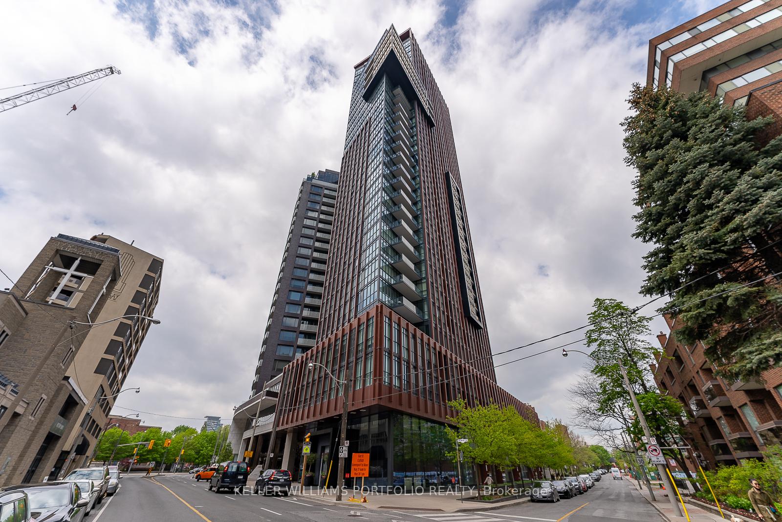 32-davenport-road-toronto-ontario-c12679668