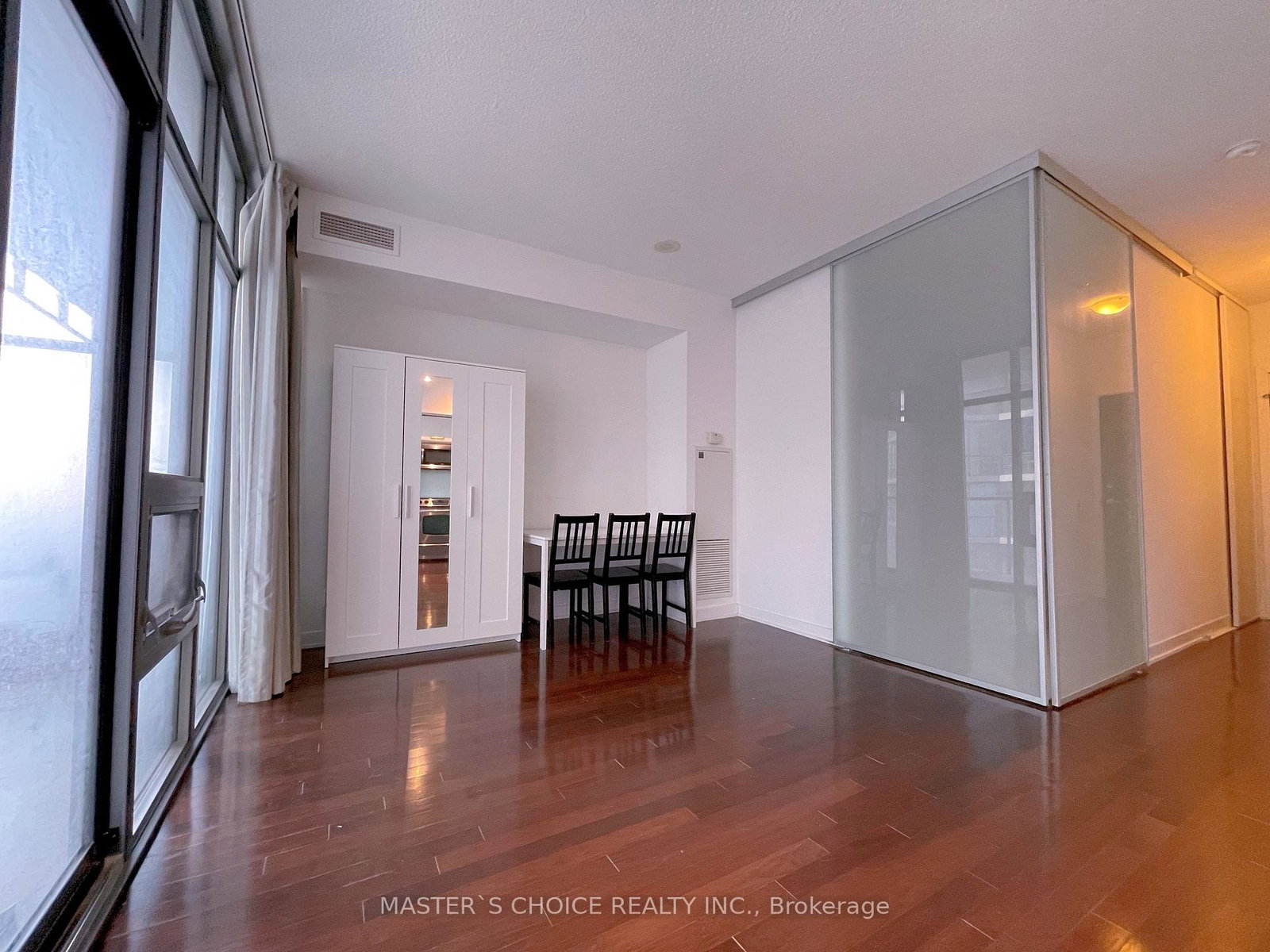 33-charles-street-e-toronto-ontario-c12679942