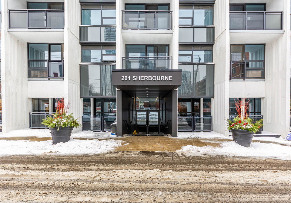 191-sherbourne-street-toronto-ontario-c12680366