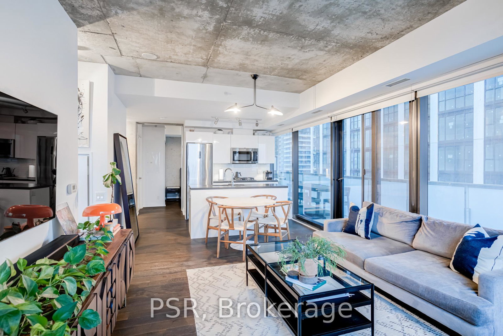 11-charlotte-street-toronto-ontario-c12680400