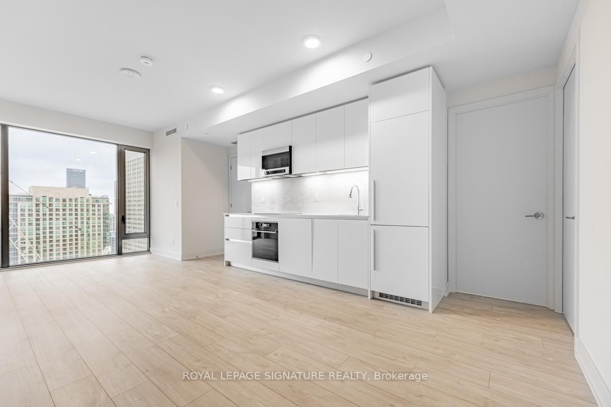 8-cumberland-street-toronto-ontario-c12680578