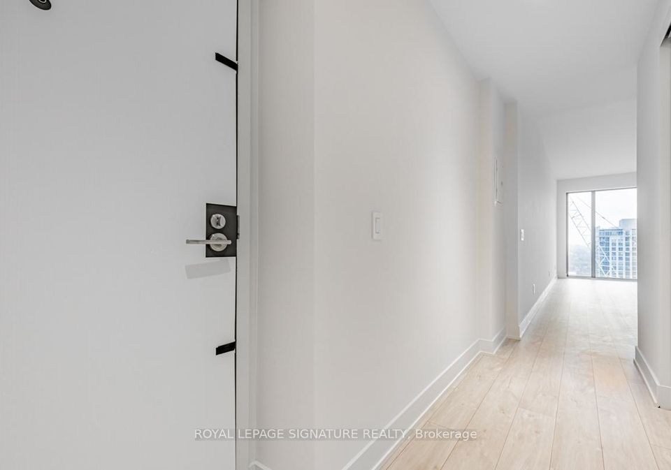 8-cumberland-street-toronto-ontario-c12680578