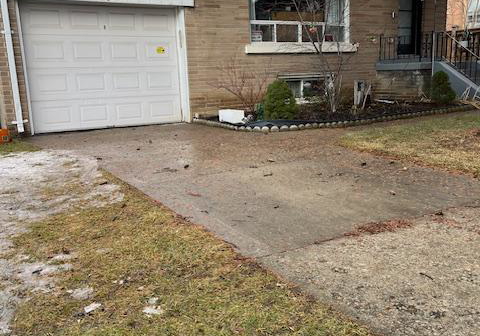 44-baycrest-avenue-toronto-ontario-c12680660