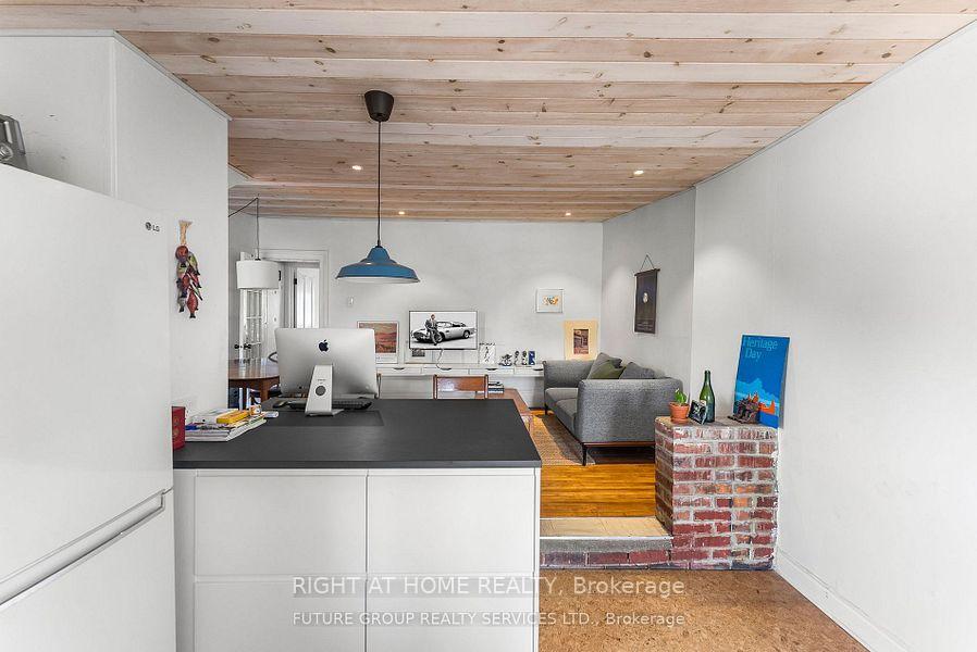 10-borden-street-toronto-ontario-c12680754