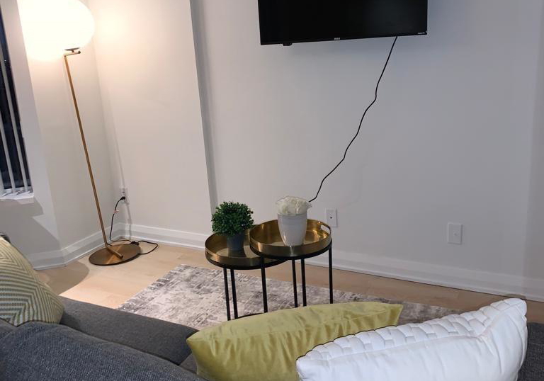 155-yorkville-avenue-toronto-ontario-c12680944