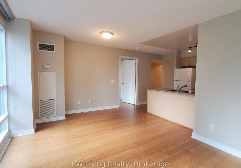 763-bay-street-toronto-ontario-c12680998