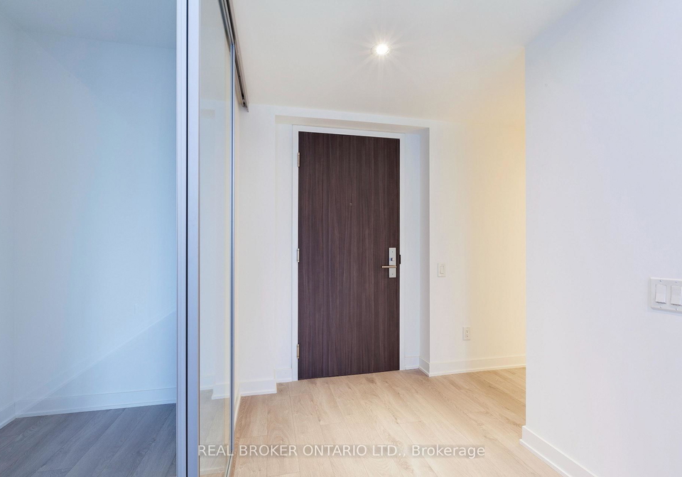 185-roehampton-avenue-toronto-ontario-c12681218