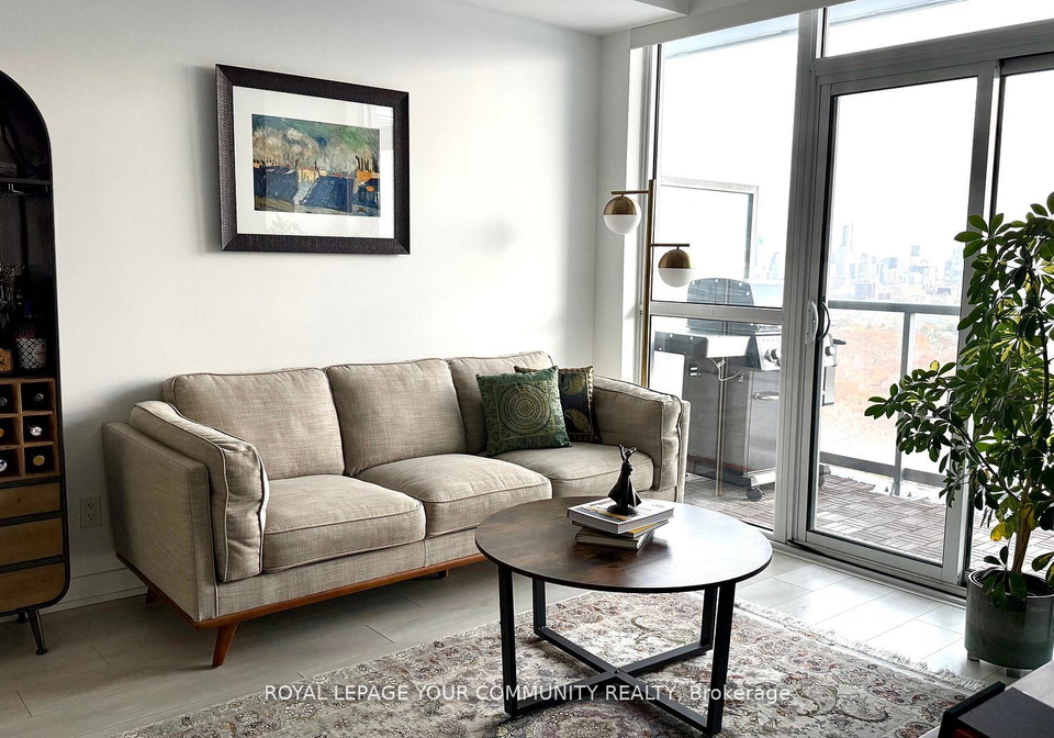 501-st-clair-avenue-w-toronto-ontario-c12681314