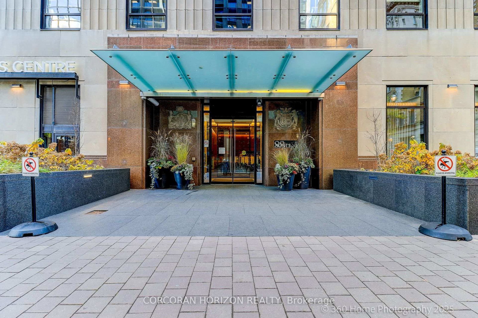 88-scott-street-toronto-ontario-c12681338