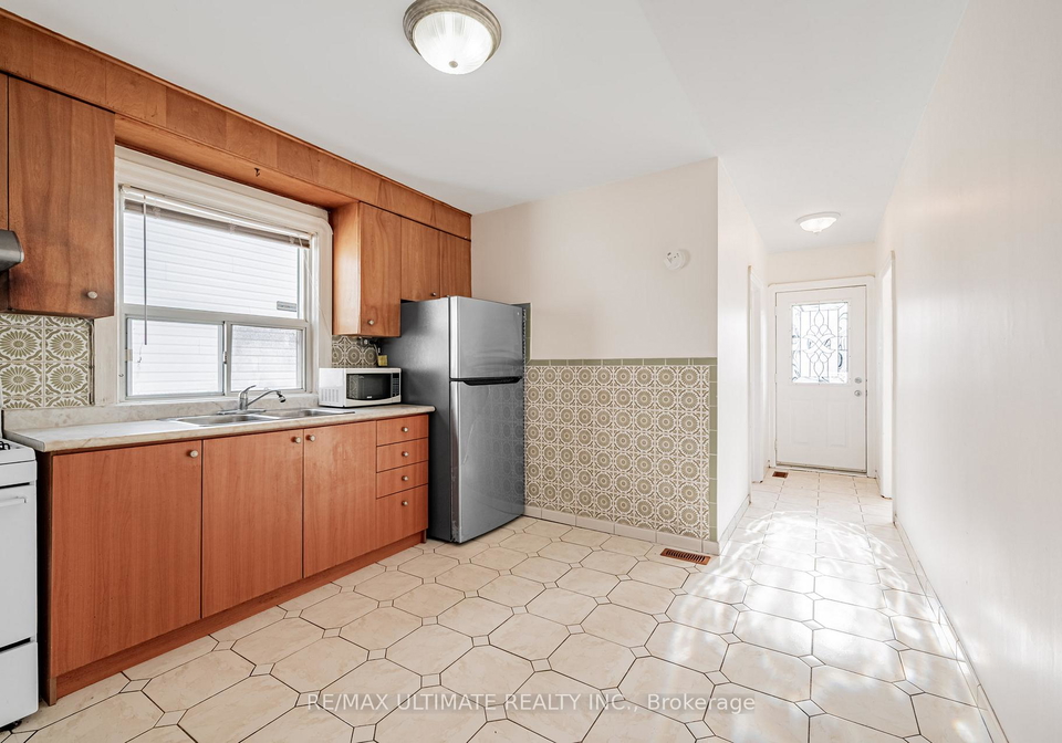 42-carr-street-toronto-ontario-c12681610