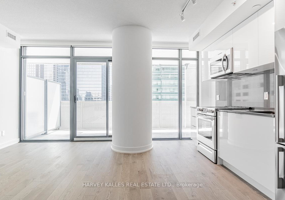 25-richmond-street-e-toronto-ontario-c12682370