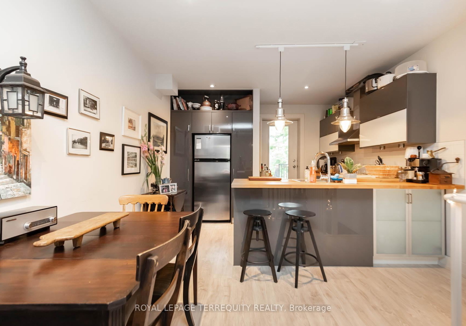 11-12-rose-avenue-toronto-ontario-c12682574