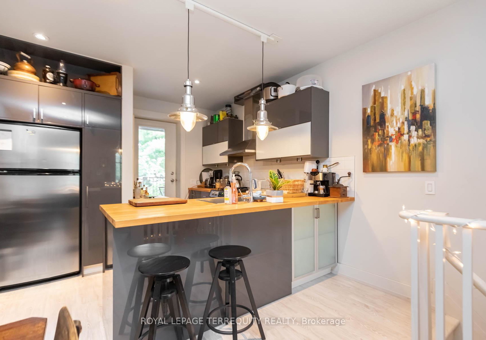 11-12-rose-avenue-toronto-ontario-c12682574