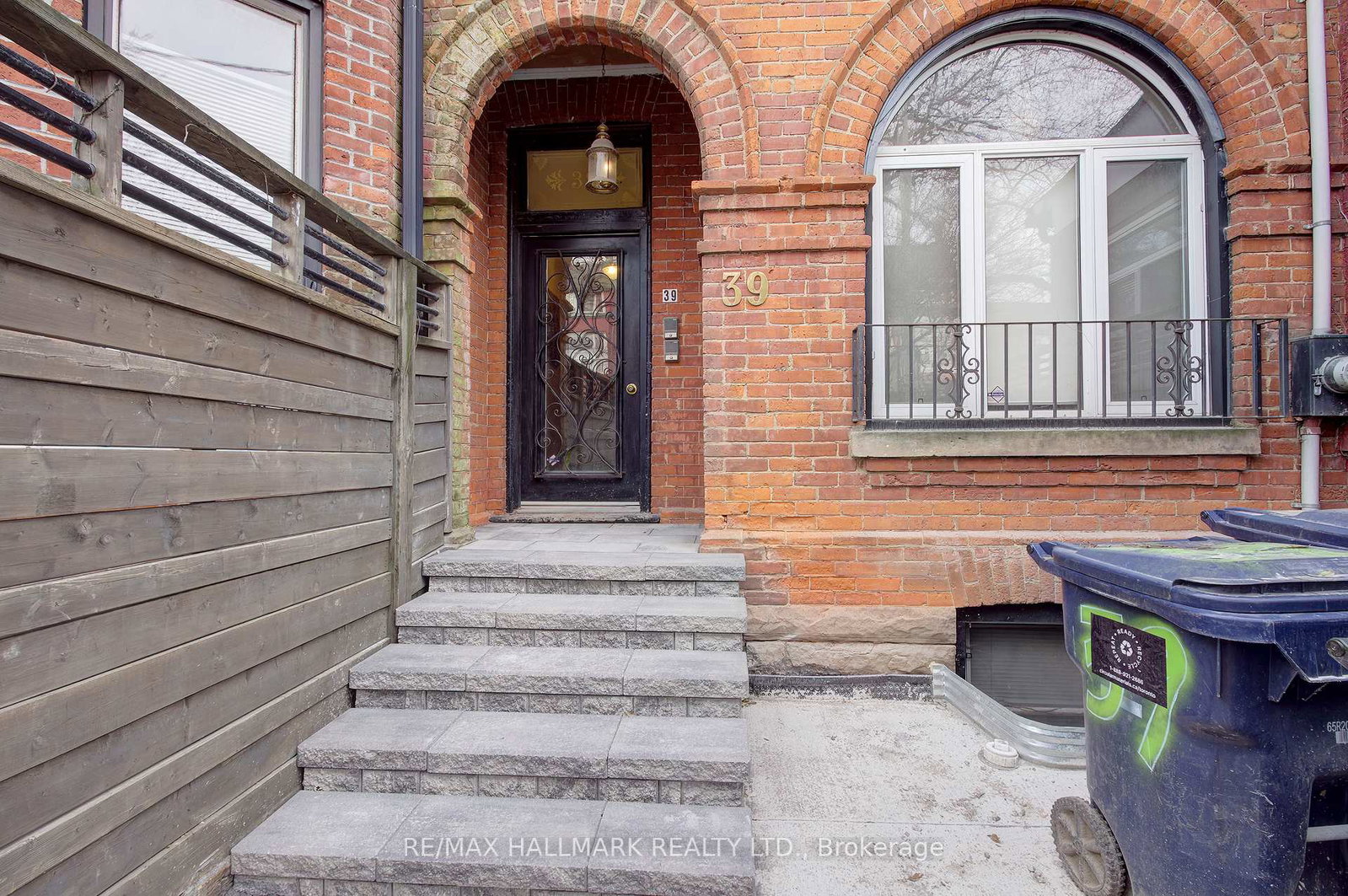 39-grange-avenue-toronto-ontario-c12682616