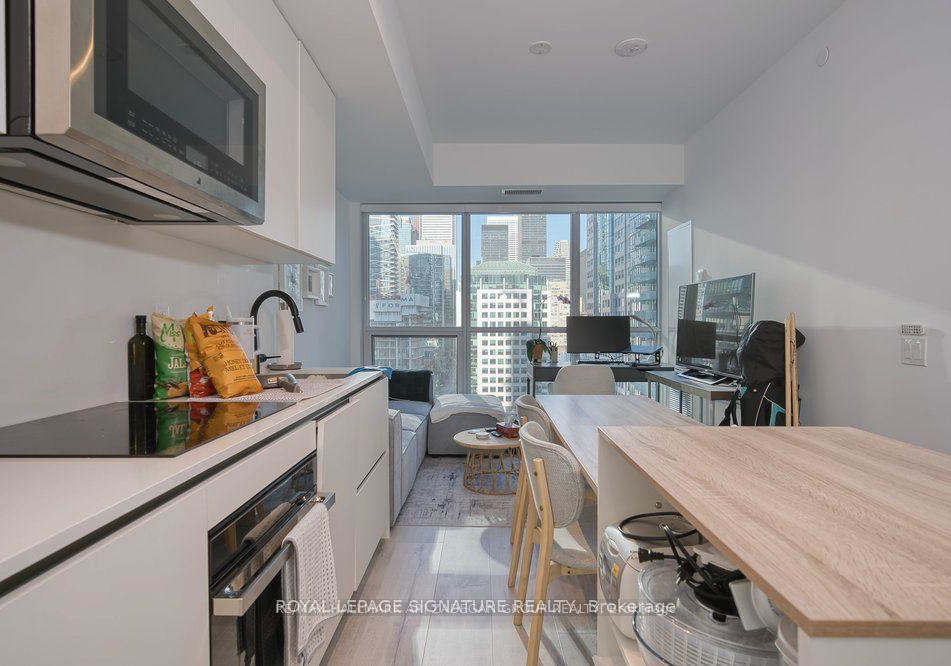 327-king-street-w-toronto-ontario-c12682724